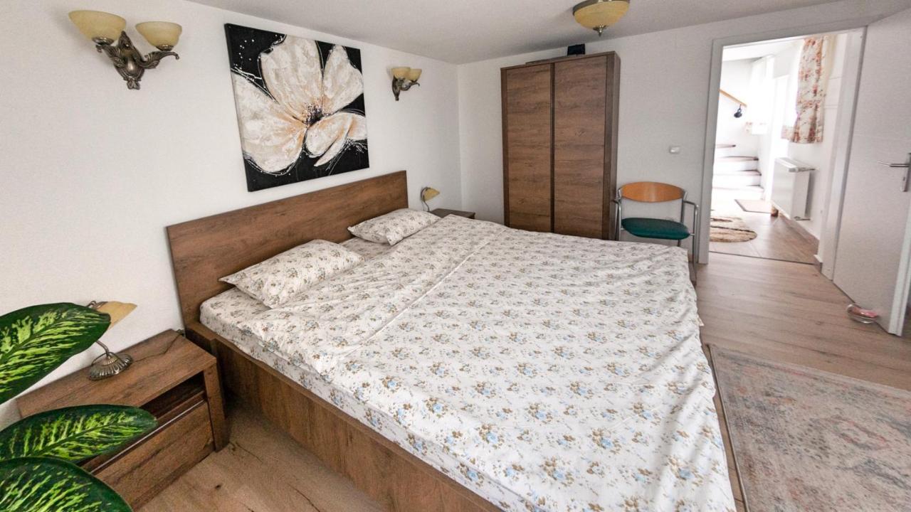 Zur Krone - Ferienhaus 1 Widdershausen Kültér fotó