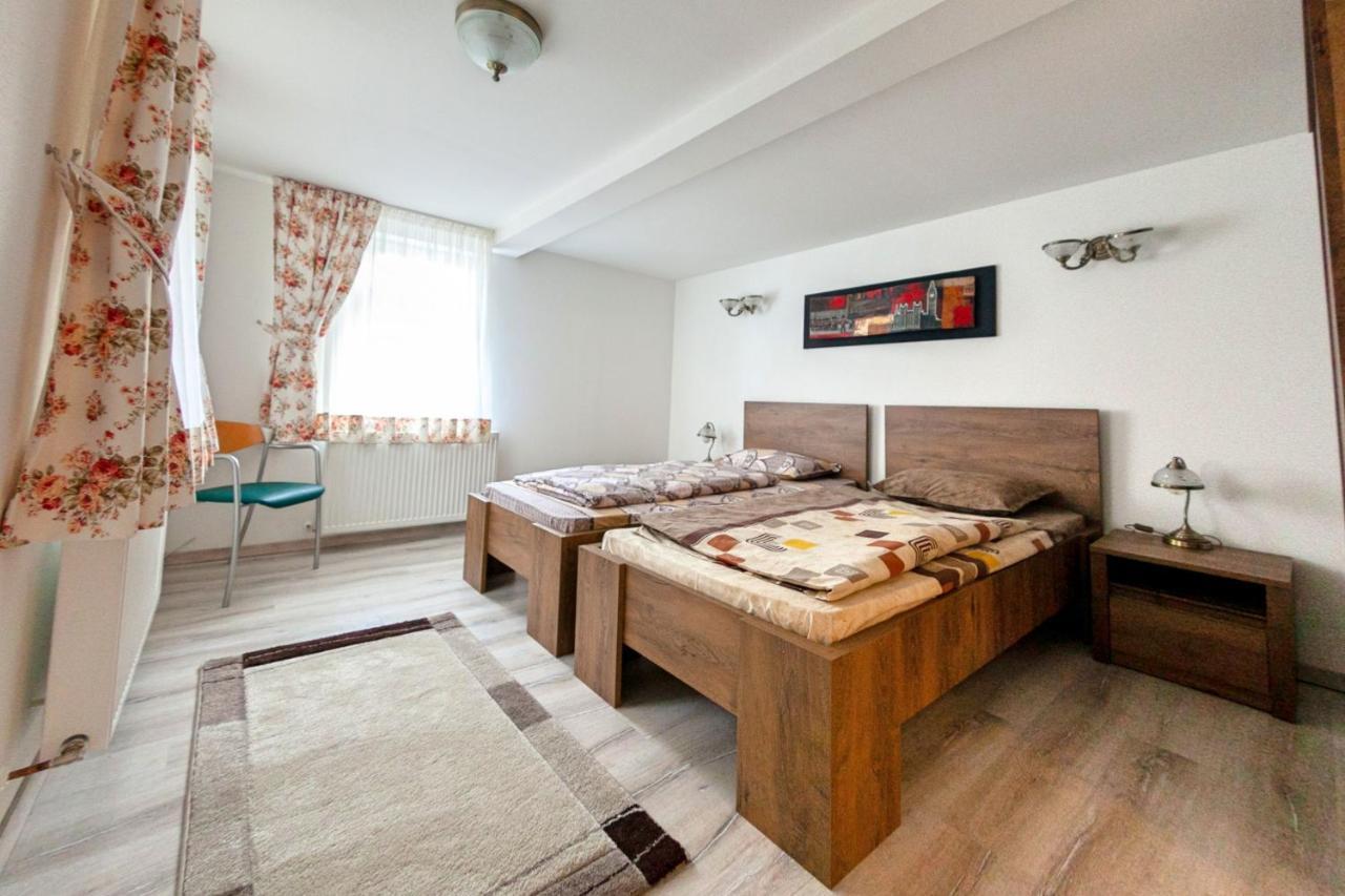 Zur Krone - Ferienhaus 1 Widdershausen Kültér fotó